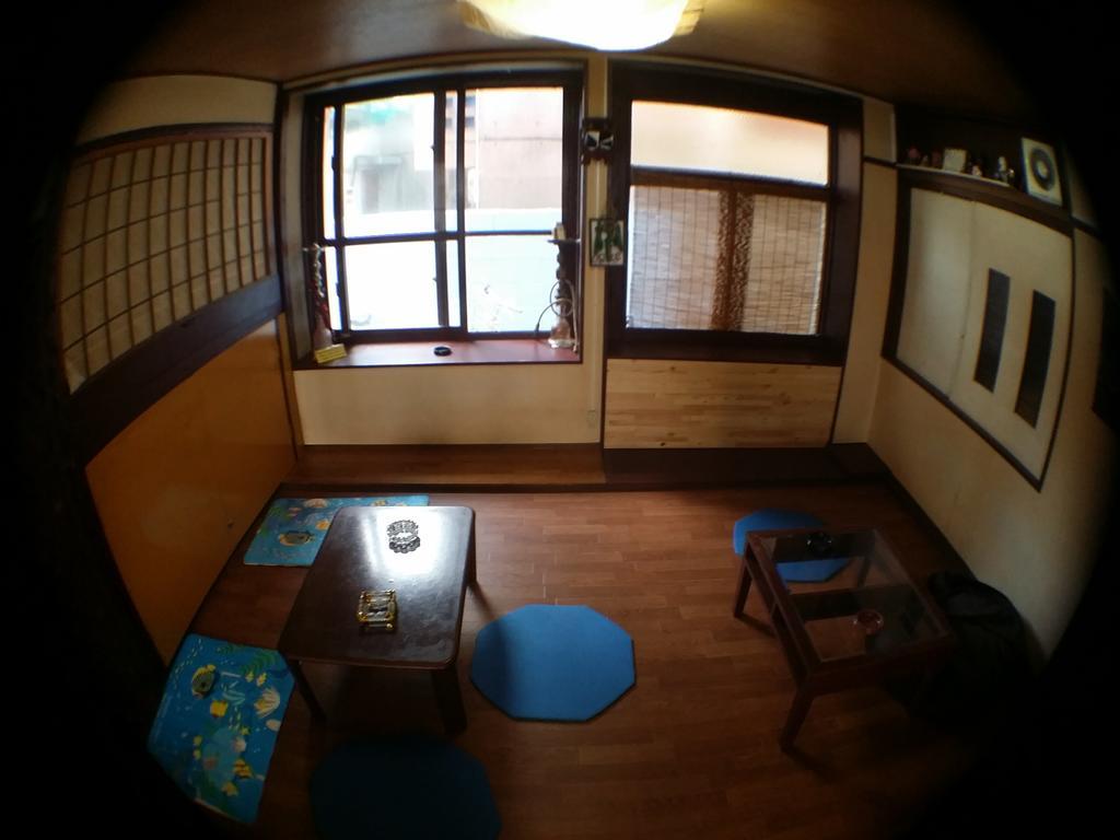 Guesthouse Base Okinawa Naha Eksteriør bilde