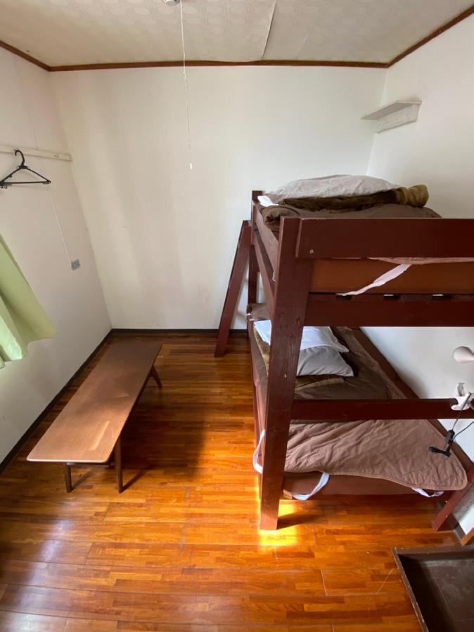 Guesthouse Base Okinawa Naha Eksteriør bilde